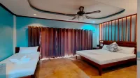 Hotel Oasis Port Barton - شرفة