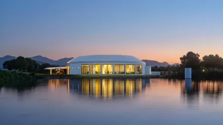 TONINO LAMBORGHINI RESORT YIXING Отели в г. Исин