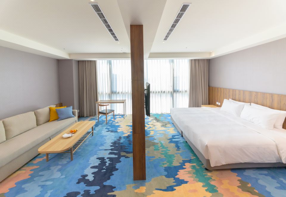 Golden Tulip Jan Da Hotel의 객실 내부 이미지