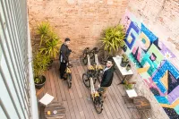 Sant Jordi Hostels Gracia Отели в г. 