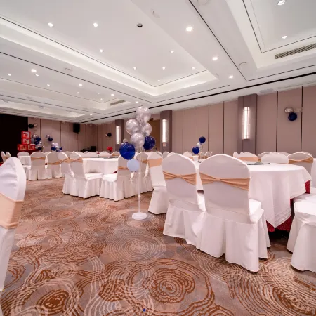 Shangwu Hotel (Santai Zhengbei Street Xichuan Ancient City Branch)