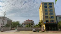 Dongxing Shangjing Business Hotel Hotels near Lanyang Biological Ocean World