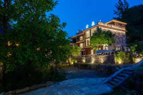 Yunduo Homestay (Linzhou Slate Rock) Hotels in Linzhou
