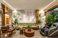 Floral Hotel· Yihe Elysees Hotel (Ningjin County Debai Plaza Branch) Hotels in Ningjin