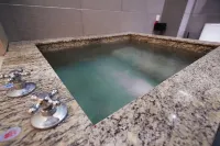 Yunxuan Homeland Hot Spring Hotel - Hot Springs