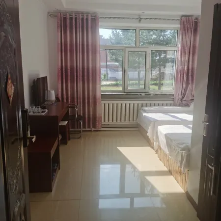 Warm Winter Hotel