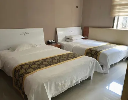 Roden Margis Hotel Отели рядом с достопримечательностью «Mingzhu Center Square»