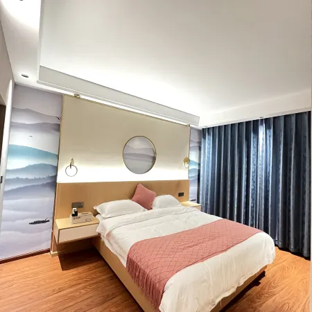 Xinyinlou Hotel (Xuanwei Station)