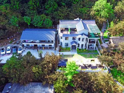 Fuping Joy Mountain Retreat | Elegant Scenic Courtyard Art Inn (Giant Panda Base Branch)