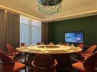 RITZ DKNTON HOTEL - فطور