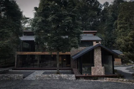 Yeyu Homestay Отели рядом с достопримечательностью «Chengdu Neusoft University»