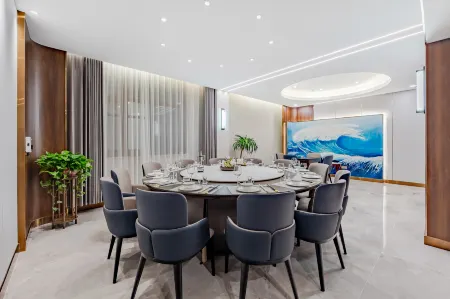 Qianshan Henghua Grand Hotel