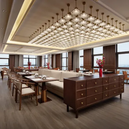 MAISON NEW CENTURY