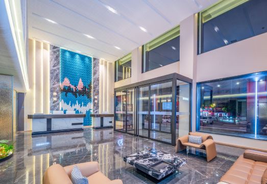 2. 인디구 호텔 (..