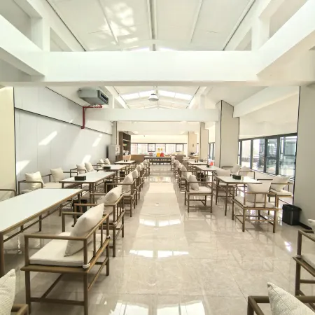 Moshang Qingya Hotel (Wuan Building Materials Market Cishan Street Branch)