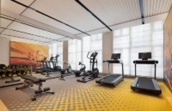 東莞南城西平希爾頓歡朋酒店