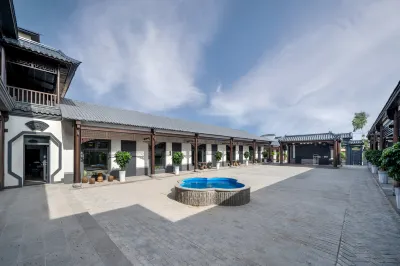 Lake Jingpo Jingshui Hot Spring Hotel Các khách sạn ở Jingpo Lake Scenic Area