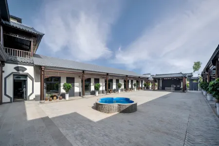 Lake Jingpo Jingshui Hot Spring Hotel