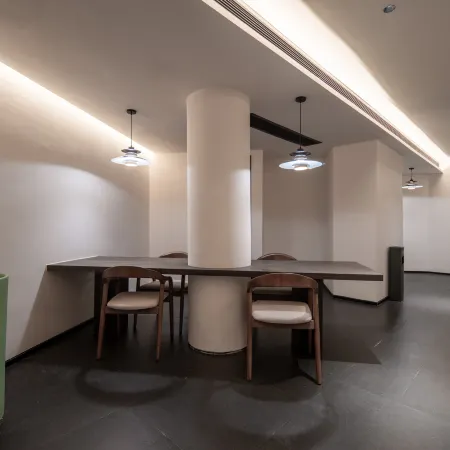 MOMENTUM Hotel (Wuhan Jiangtan Jianghan Road Pedestrian Street Branch)