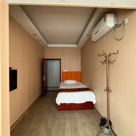 Nanjiang Huatian Business Hotel