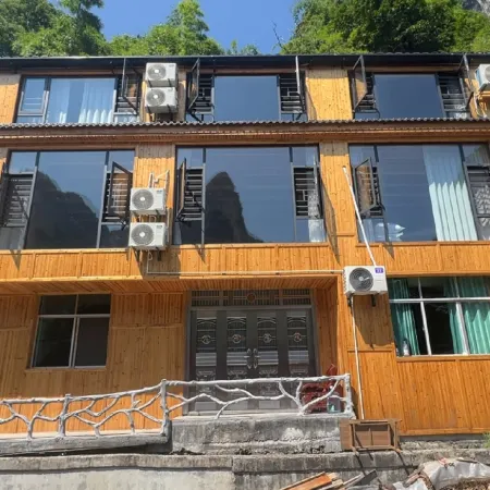 Lingxi Yaju Homestay (Dehang Grand Canyon Scenic Area)