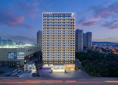 JI Hotel (Qingdao Xinduxin CapitaMall Shuangshan Subway Station) - 3 stjerner