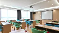 Magnotel Business Hotel (Xinghua Anfeng Taifeng Plaza) - موقف سيارات