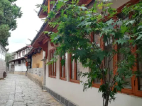 緹縵禪意度假客棧（麗江古城四方街店） 四方街附近的飯店