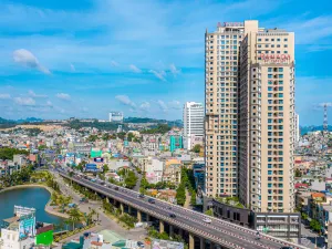 Ramada Hotel & Suites by Wyndham HaLong Bay View