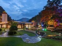Mountain Fanjing Qixi Resort Hotels in Jiangkou
