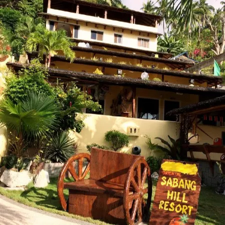 Oriental Sabang Hill Resort Отели рядом с достопримечательностью «Пляж Сабанг»