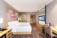 Lavande Hotels (Zhengzhou Economic Development Zone International Logistics Park Fangte) - parking