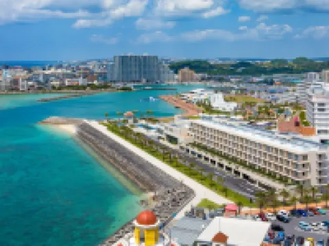 DoubleTree by Hilton Okinawa Chatan Resort فنادق في أوكيناوا
