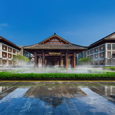 Yunfu Xinxing Chanquan Resort Hotel Hotels in de buurt van Zangfokeng