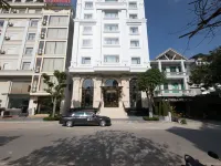 德萊西亞下龍酒店 鄰近NỘi Thất Ô Tô Sài Gòn Kiên Định的酒店