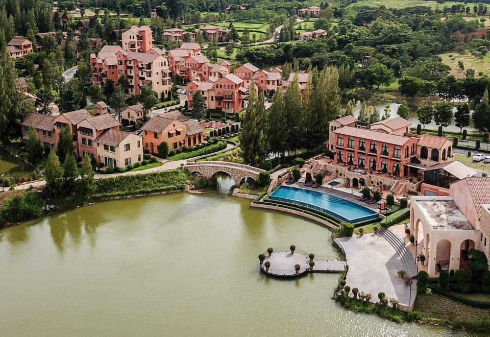 호텔 라 카세타