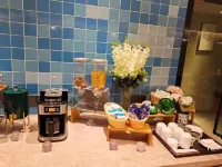 Homeinn Hotel (Mianzhu Nanjing Avenue New World Commercial Plaza)