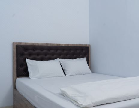 hotel padma tangerang - Housity