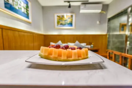 Hongcun Yunxi Mengying Huizhou courtyard Resort Отели рядом с достопримечательностью «Yujianxiuli Water Town»