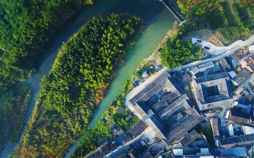 Yunshui Ruyi Travel And DL Tulou Culture B&B