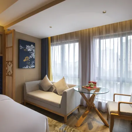 Cixi Mingyue Hotel