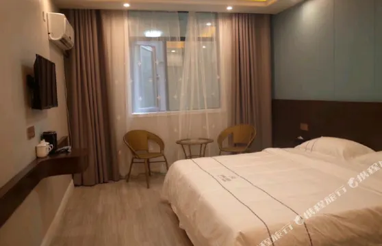 羅田佳麗大酒店