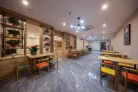 GreenTree Zhixuan Hotel (Taixing Huangqiao Town Qinhugang Plaza)