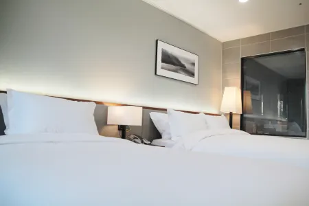 Best Western Plus Gyeongju Hotel Отели рядом с достопримечательностью «Gyeongju National Park»