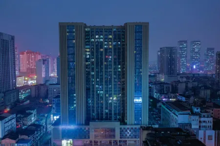 Changsha Boya  Hotel (IFS International Financial Center Wuyi Square)