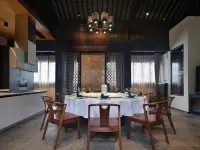 Gongwang horse House Art Hotel