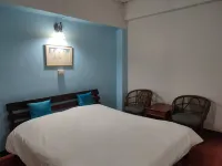 Boondee House