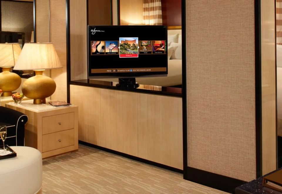 1. 앙코르 앳 윈 ..