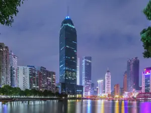 Atour Hotel Wuhan Square Hankou Financial Center