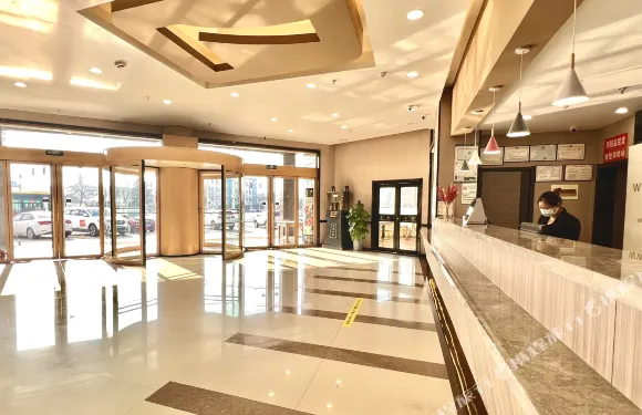亞瑞青居酒店（鄒城歐陸商城店）